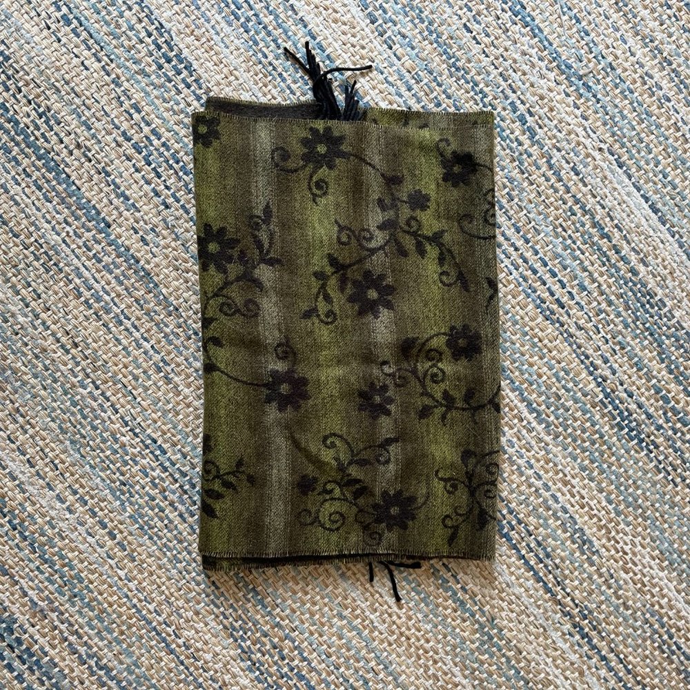 Scarf Set - Picture 4 of 6